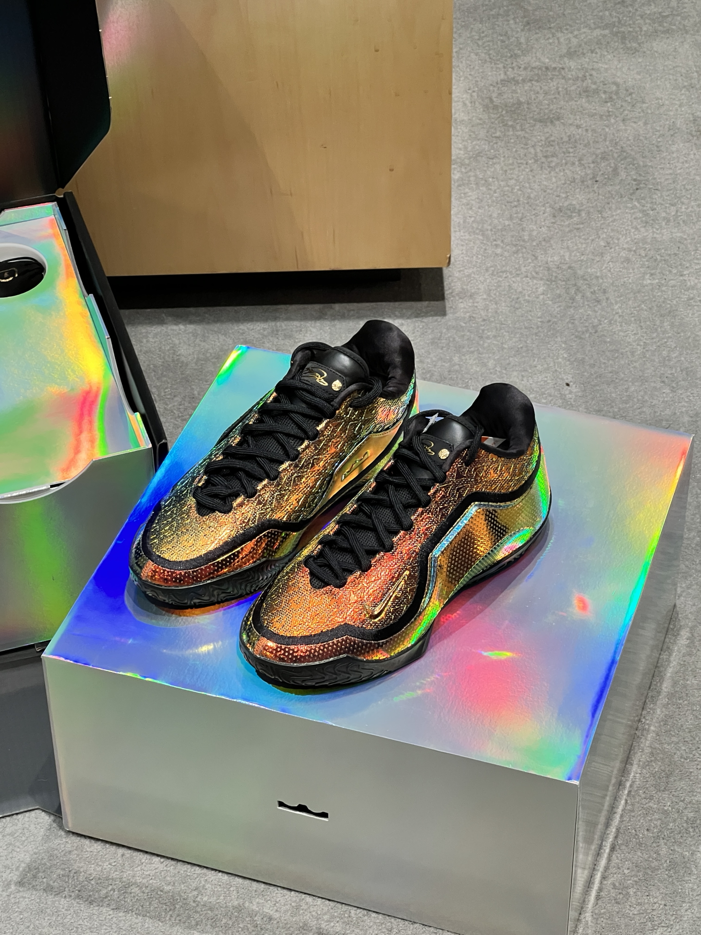 ymy体育网址-包含刚刚！今夜上海久事备战全明星赛詹姆斯迎来十二赛季高光表现，成都蓉城赛后主帅复盘的词条