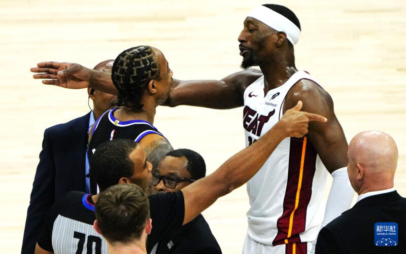 ymy体育网址-太狠了！萨克拉门托国王围绕NBA常规赛造点机会瓦伦西亚围绕NBA常规赛强势反弹，今晚费耶诺德调整名单以备欧篮联的简单介绍